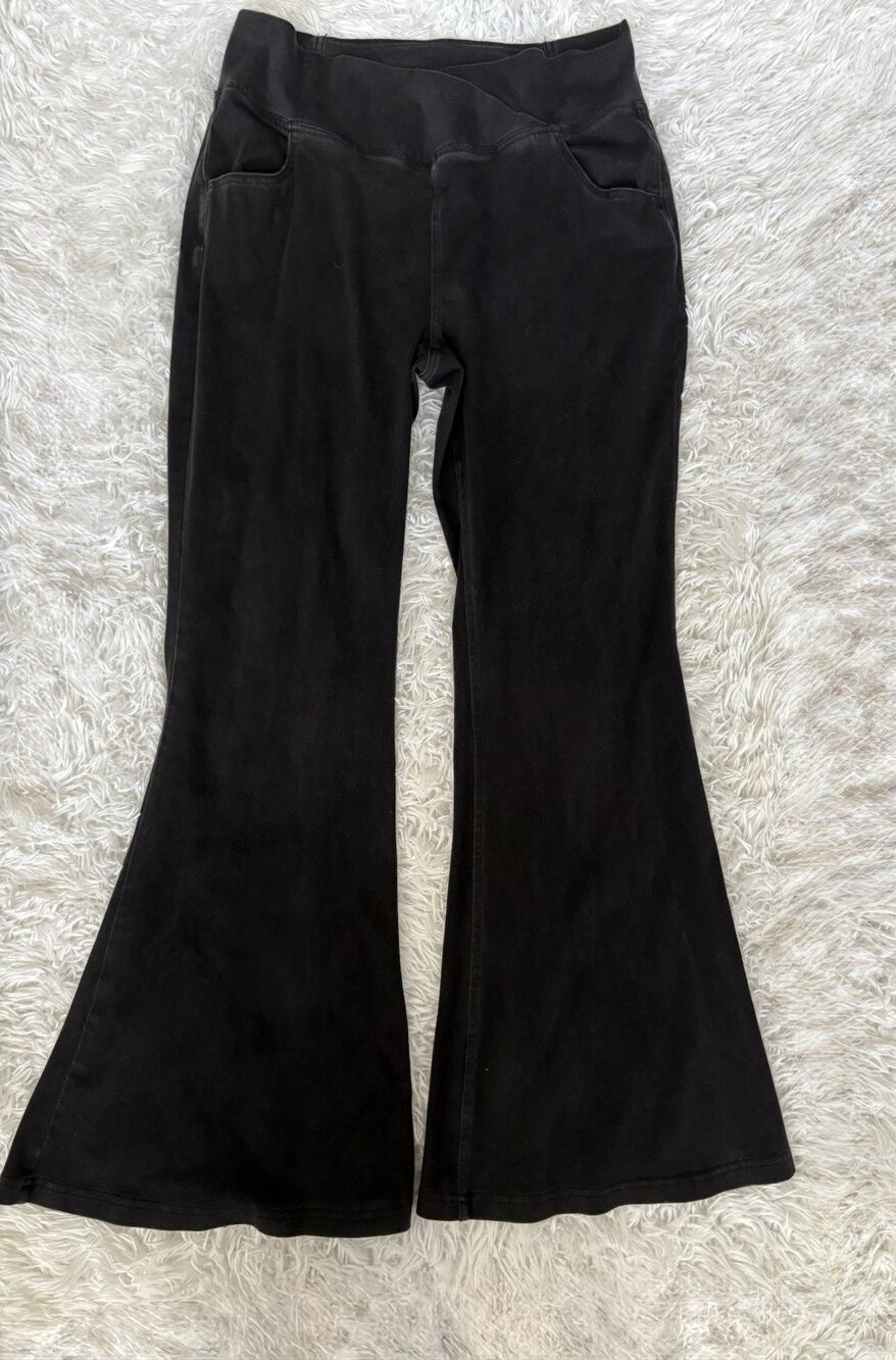 Halara XL Soft Pull On Wide Leg Opening Black Pants. Soft, Comf. Grt Pair